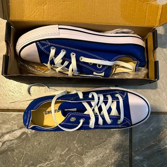 Blue shoes - Picture 1 of 4